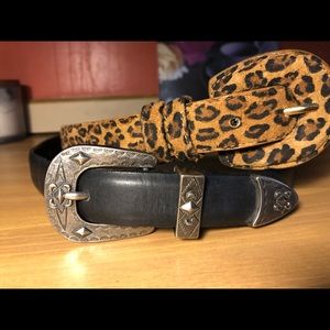 Lot of 2  leather belts XS, S concho and leopard